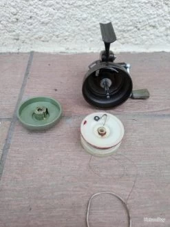 MOULINET COLLECTOR TRES RARE . LUXOR RELAX CAPOTE EN PARFAIT ETAT DE FONCTIONNEMENT . -Boutique De Pêche 00004 MOULINET COLLECTOR TRES RARE . LUXOR RELAX CAPOTE EN PARFAIT ETAT DE FONCTIONNEMENT