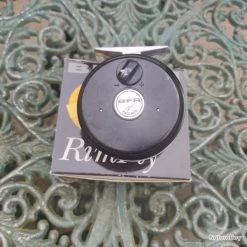 Dam Lot De Moulinets Et Cannes Pro Pour Pêche à La Mouche Et Matériel -Boutique De Pêche 00016 Lot de moulinets et cannes pro pour peche a la mouche et materiel