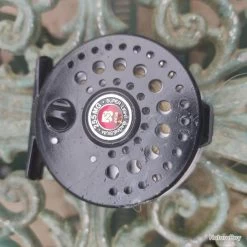 Dam Lot De Moulinets Et Cannes Pro Pour Pêche à La Mouche Et Matériel -Boutique De Pêche 00018 Lot de moulinets et cannes pro pour peche a la mouche et materiel