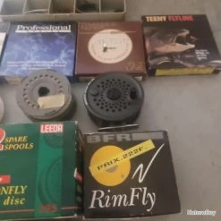 Dam Lot De Moulinets Et Cannes Pro Pour Pêche à La Mouche Et Matériel -Boutique De Pêche 00021 Lot de moulinets et cannes pro pour peche a la mouche et materiel